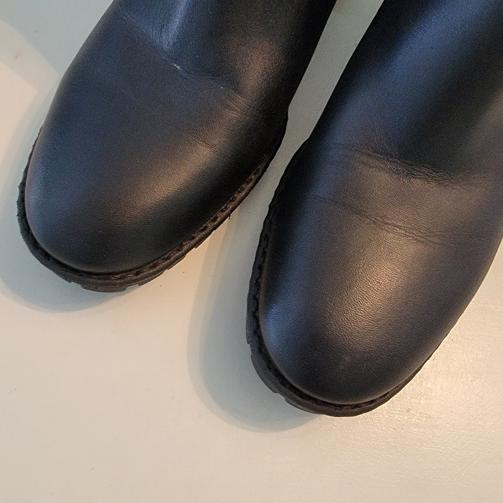Vince Water Resistant Boots - Picture 14 of 14